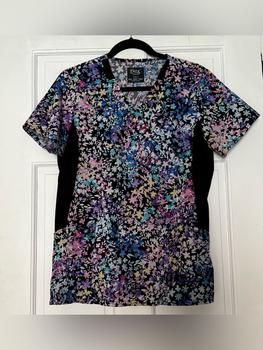 Cherokee iflex Black Floral V-Neck Scrub Top
